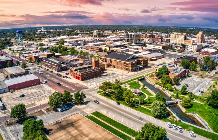 Hutchinson, KS
